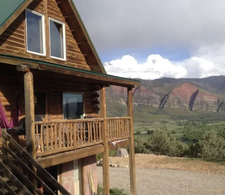 Mountain Top Cabin with Spectacular Views  - Image 1