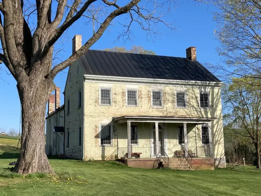 Lincoln Homestead: history, craftsmanship, comfort - Image 1