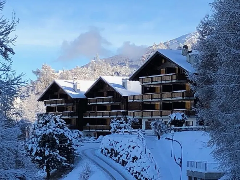 Les Mayens de l'Ours - 4 Vallées - Image 1