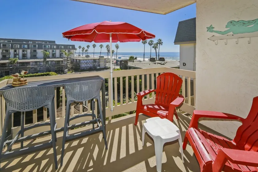 C212 South Facing with Ocean & Pier Views-North Coast Village - Image 1
