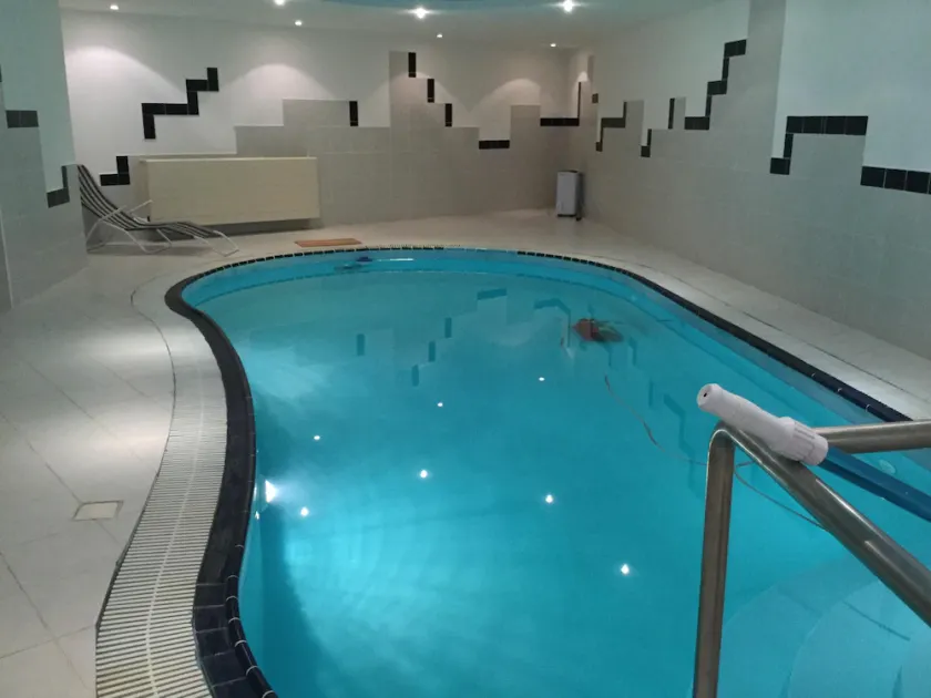 Möblierte Unterkunft mit Hallenbad - Image 1
