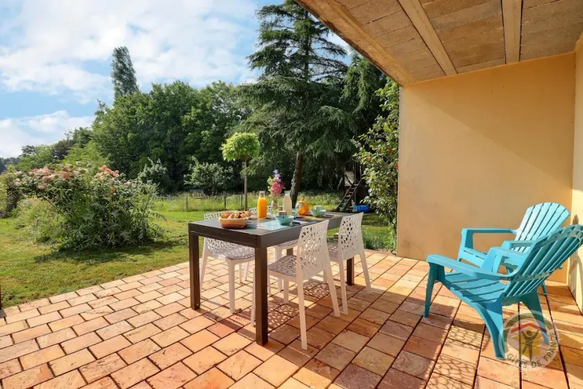 Petit Gîte du Domaine du Haut Noyer - Image 1