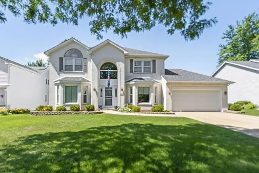Modern, rymlig och bekväm 4 sovrum / 3. 5 BA Hemminuter från golf och shopping - Image 1