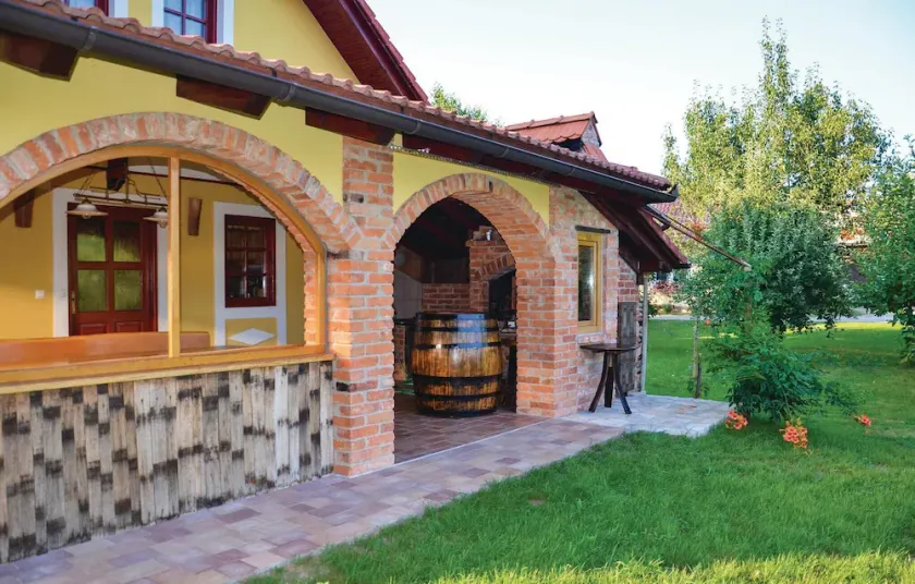 Lovely Home In Gradac With Wifi - Image 1