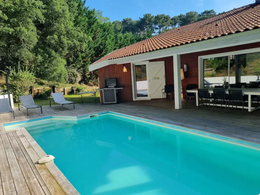 Superb villa near the golf course and the ocean - Image 1