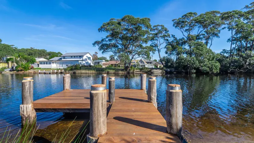 Waterside Retreat - Image 1