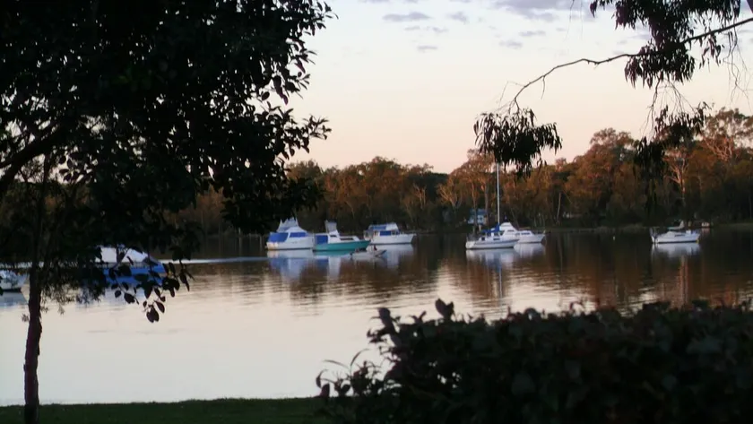 Chain Valley Bay Lake House - Image 1
