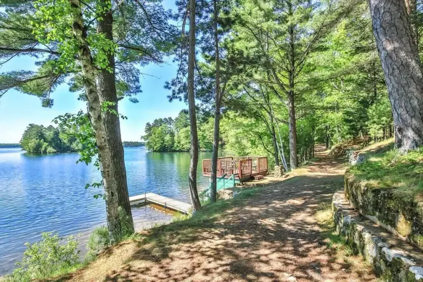 Hearthwood Beach House - On Lake Tomahawk - Image 1