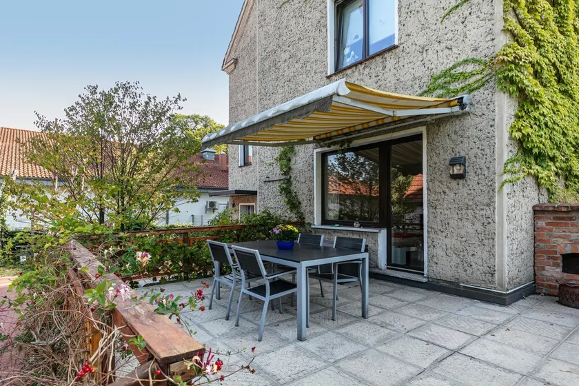 Appartamento 'Ferienwohnung Am Straussee' con terrazza privata e Wi-Fi - Image 1
