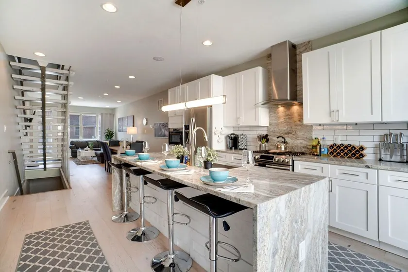MODERN LUXUS TOWNHOME w / Dachterrasse - Image 1