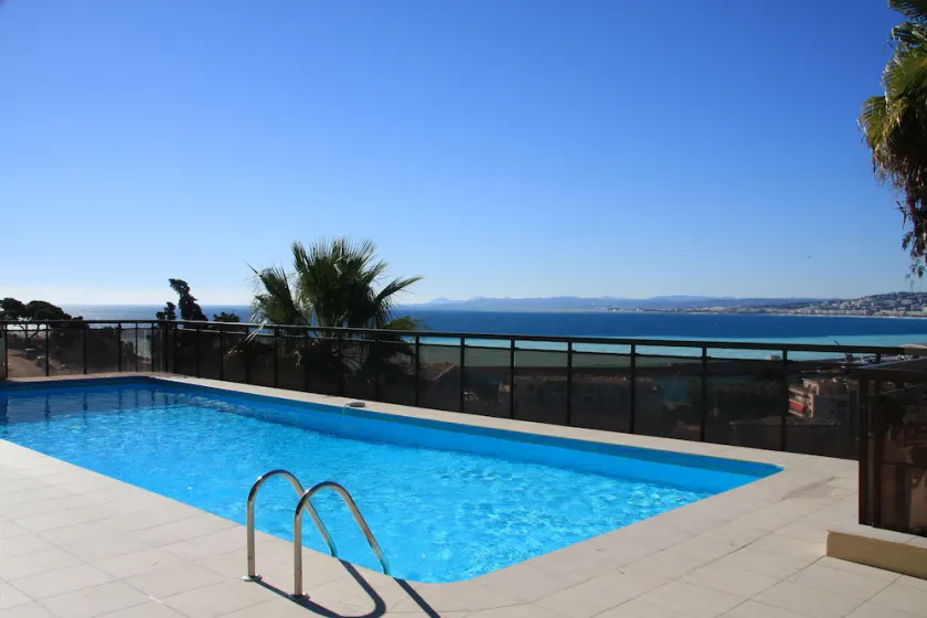 Aircondition lejlighed med panoramaudsigt over havet, fælles pool - Image 1