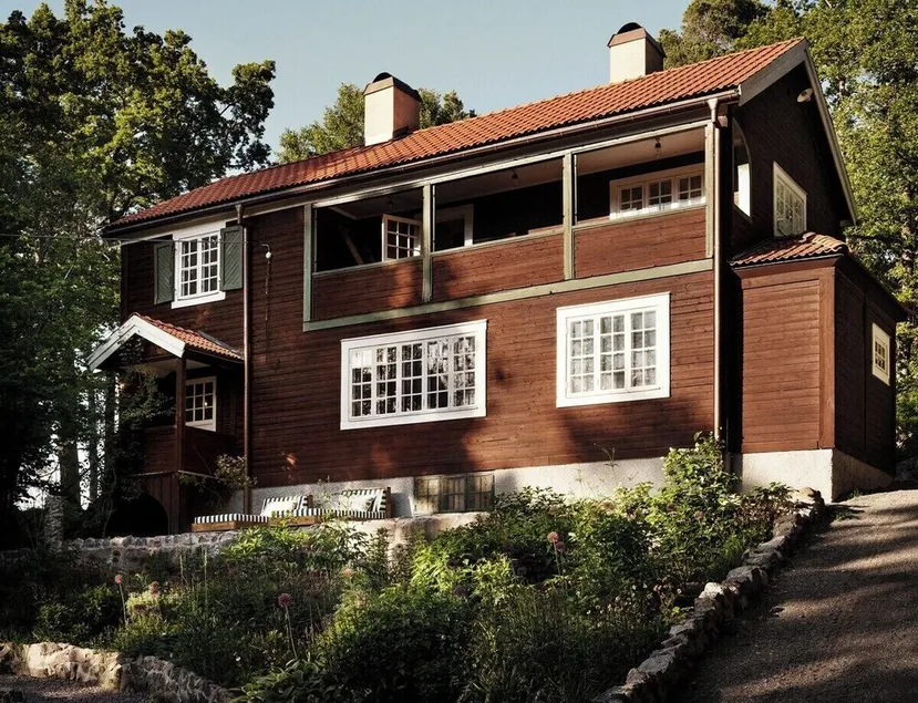 A restored 1911 waterfront estate on Skarpö — 7 bedrooms, private dock, and wood-fired sauna - Image 1