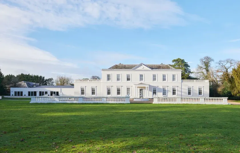 Luxury Georgian Mansion in Essex - Image 1