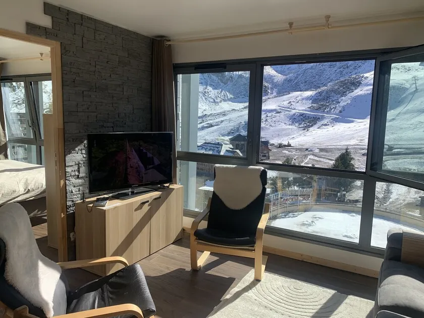 Cozy 2-bedroom apartment for 6 people, village, summer and winter - Image 1
