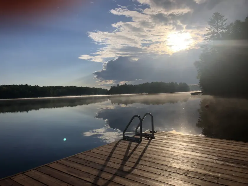 Rare Find: Private Cottage on 500 ft of Clear Waterfront — Book Your Escape - Image 1