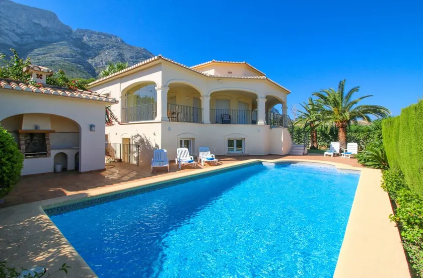 Luxury all inclusive villa in Denia with Panoramic Views - Image 1