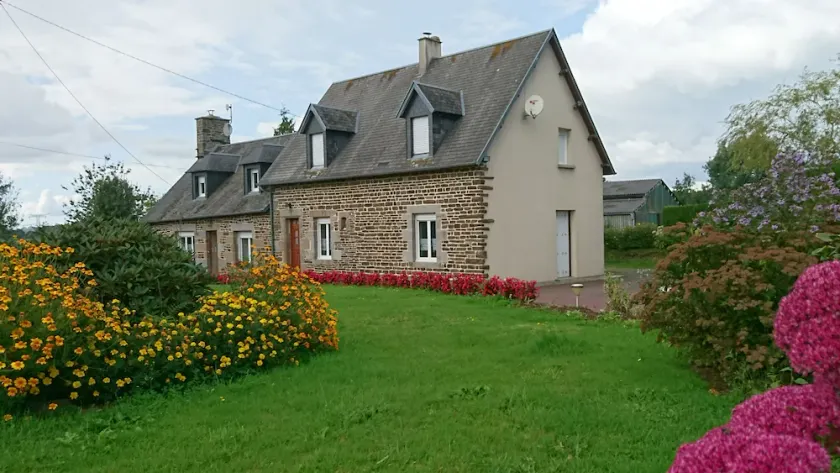 landsted med gratis wifi i et roligt område 45 minutter fra Mont St Michel - Image 1