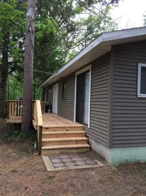 2-bedroom 1 bath house on the Baldwin River.  Dog Friendly! - Image 1