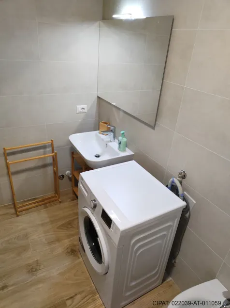 Apartment with sauna - Image 1