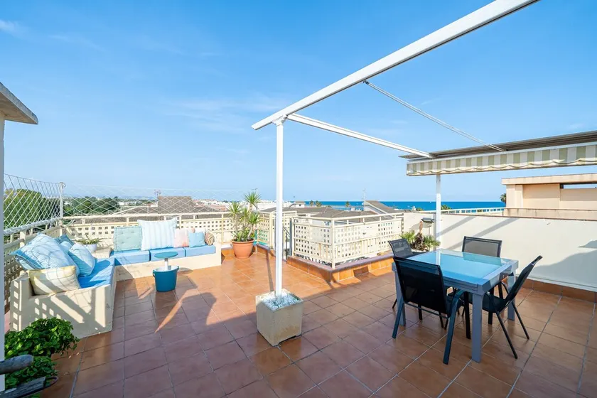 Appartement 'Atico Pepe Y Rosi' avec vue sur mer, Wi-Fi et climatisation - Image 1