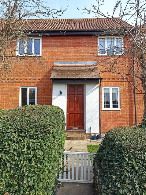 Homely 1 bedroom house. - Image 1