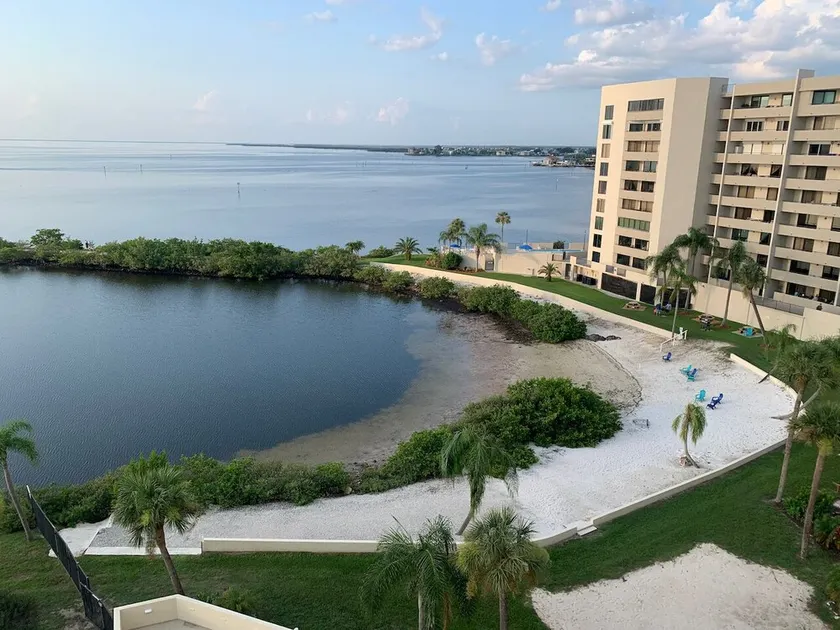 Hudson Beach Gulf of Mexico Waterfront Condo Tennis Pool Boating Amazing Views! - Image 1