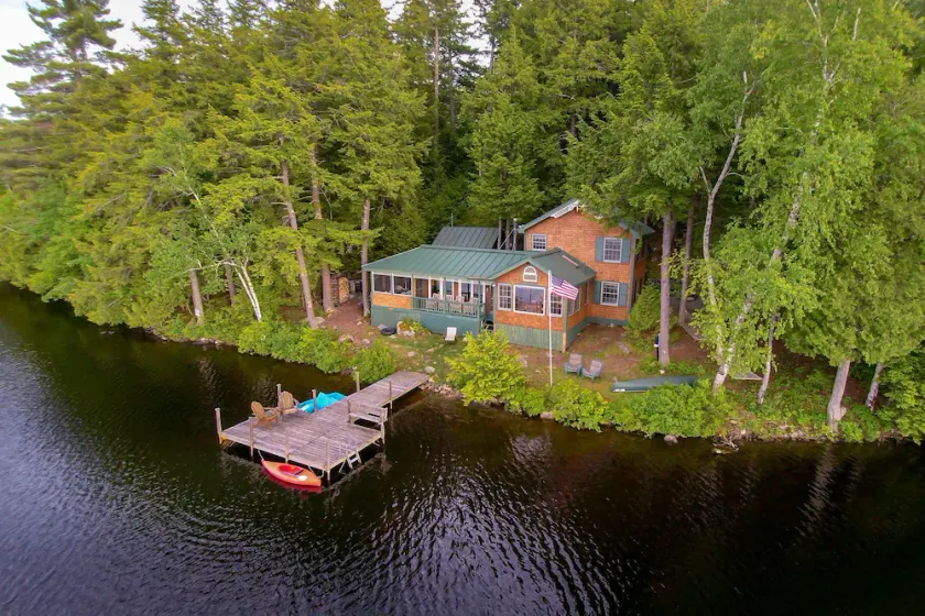 One Of Belgrade Lakes Best Kept Secrets, Very Private & 10 Feet From Waters Edge - Image 1