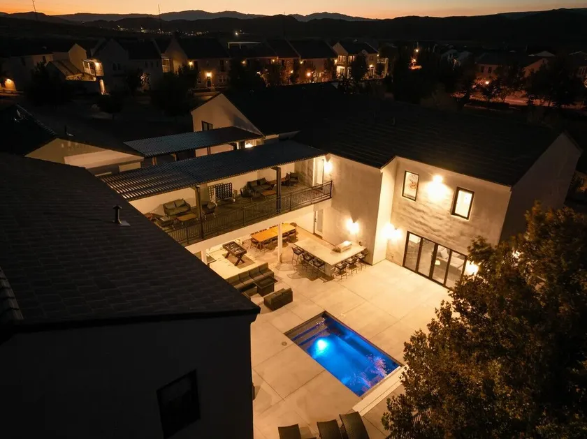 Great Outdoor Space, Games, Mins from Lake - Image 1