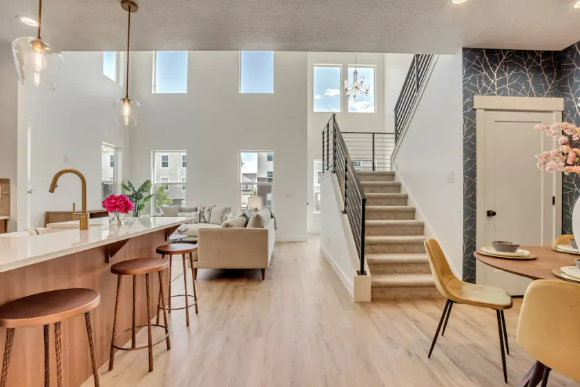 Executive TownHome - Pet-Friendly! - Image 1