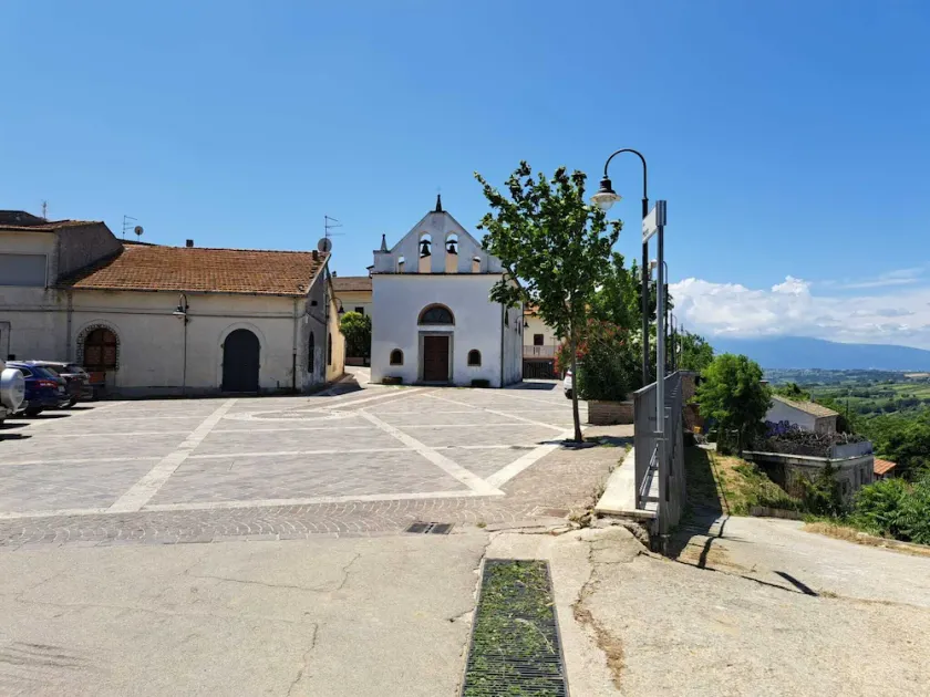 Casa Grande (170 metros quadrados), com jardim, a 5 minutos do mar em um monte de vinhas - Image 1