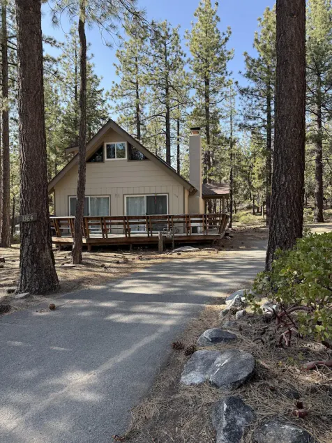 HCH0864 - Donner Cabin home - Image 1