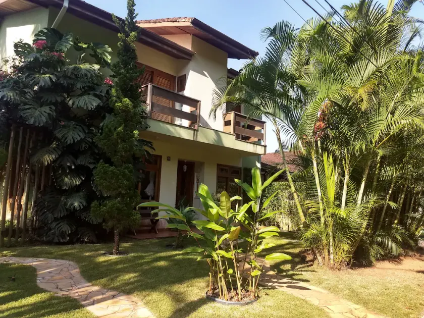 House in a gated community, surrounded by lush nature and rivers for swimming. - Image 1