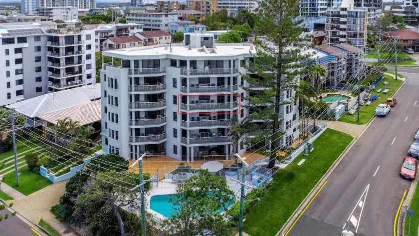 Gena Apartments Unit 11 Kings Beach QLD - Image 1