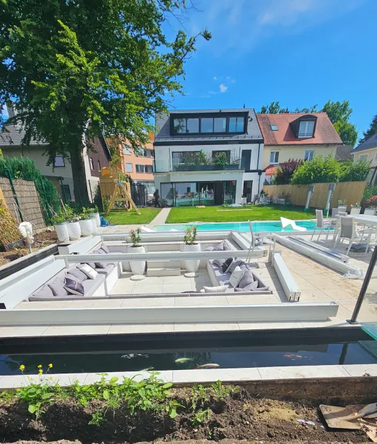 Luxus Neubau 170m2 Loft mit Pool Garten - Image 1