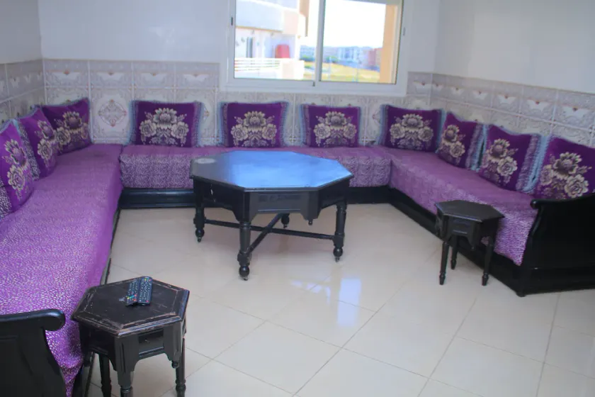 Un Très Grand Appartement Avec 3 Chambres - Image 1