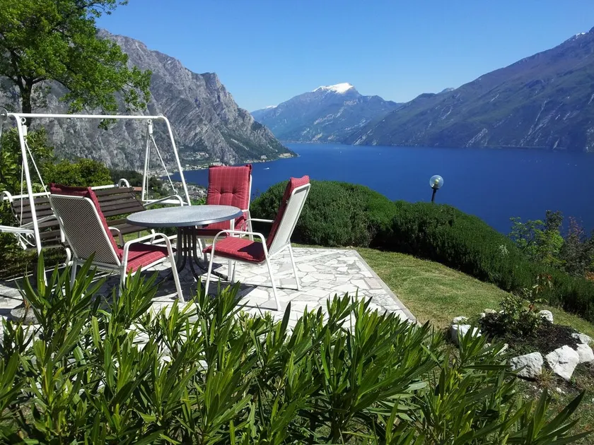 Villa with private pool and unobstructed sea and mountain view - Image 1