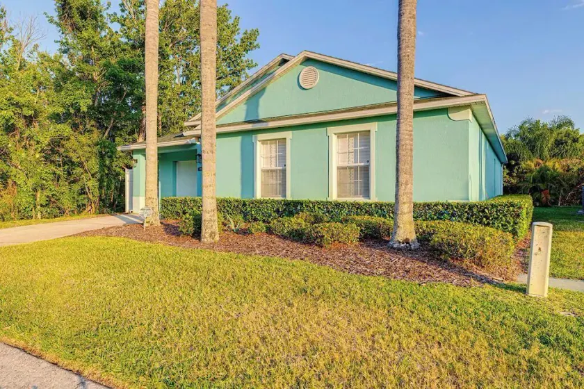 Beautiful and Private 3 Bedroom near Disney on a gated community - Image 1