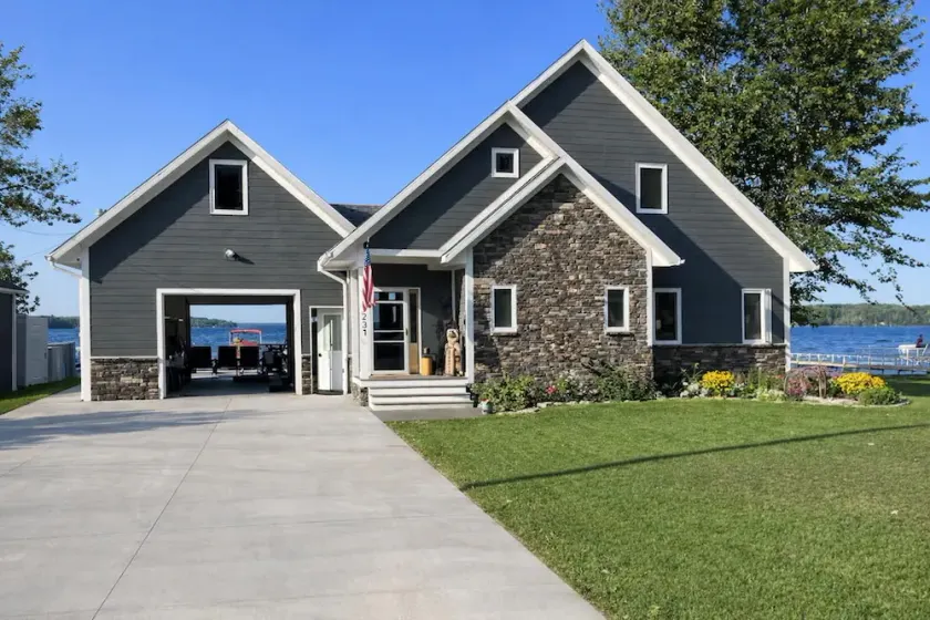 Snowmobile South Manistique Lake Lakeside Luxury - Image 1