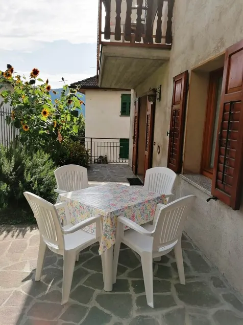 Apartment in Castello Tesino - Image 1