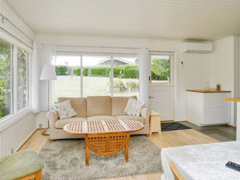 Charming Cottage by Beach - By Traum Ferienwohnungen - Image 1