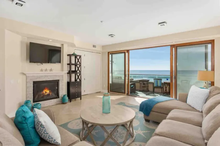 Dolphin Views, 3BR Oceanfront,  Walk to Downtown Nightlife w Firepit - Image 1