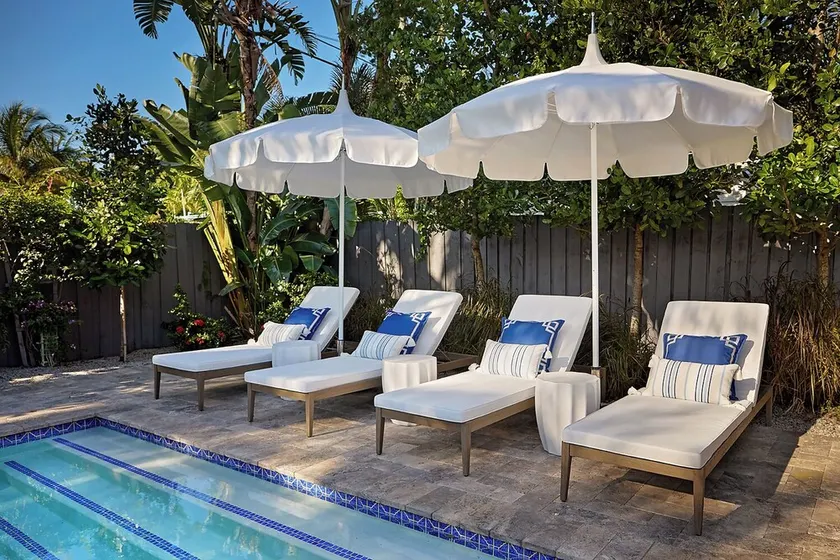 Luxurious Boutique Villa w/ Private Pool, Hot Tub, EV Charger in Heart of Delray - Image 1