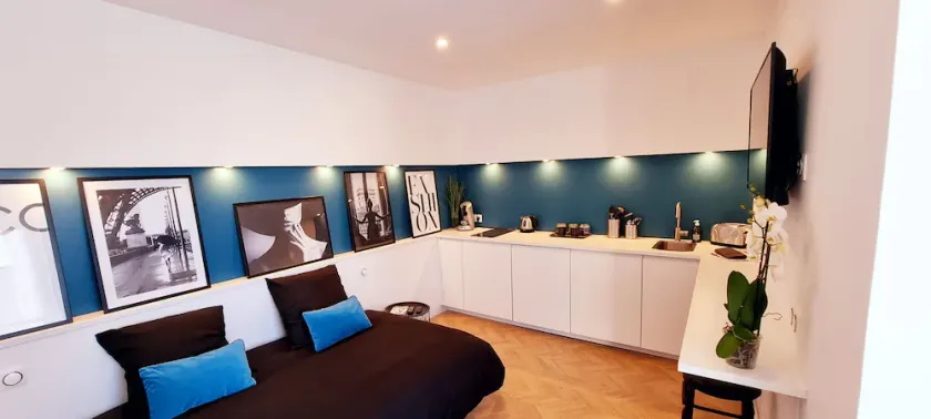 Suite Grand Luxe Suréquipée / Plage / Centre Ville - Image 1