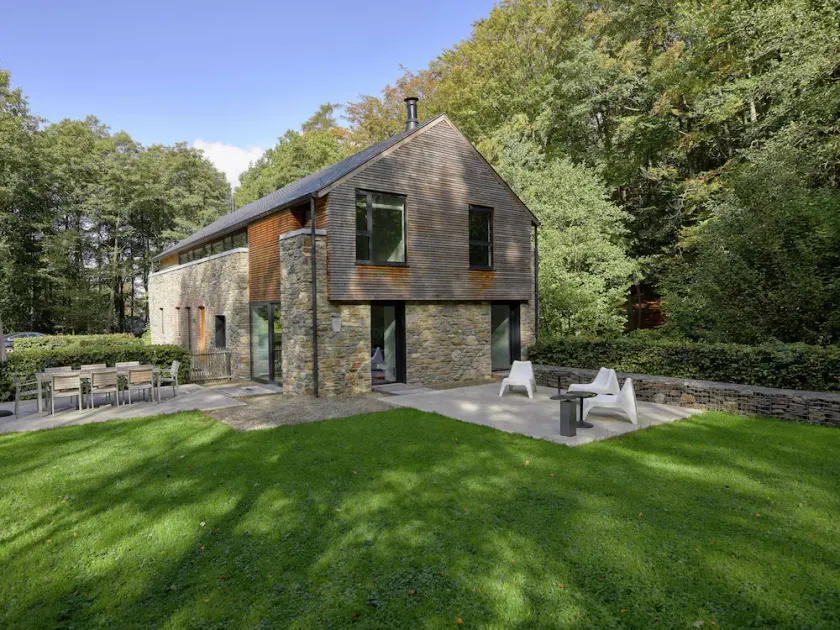 Jalhay Pondside Forest Home - Image 1