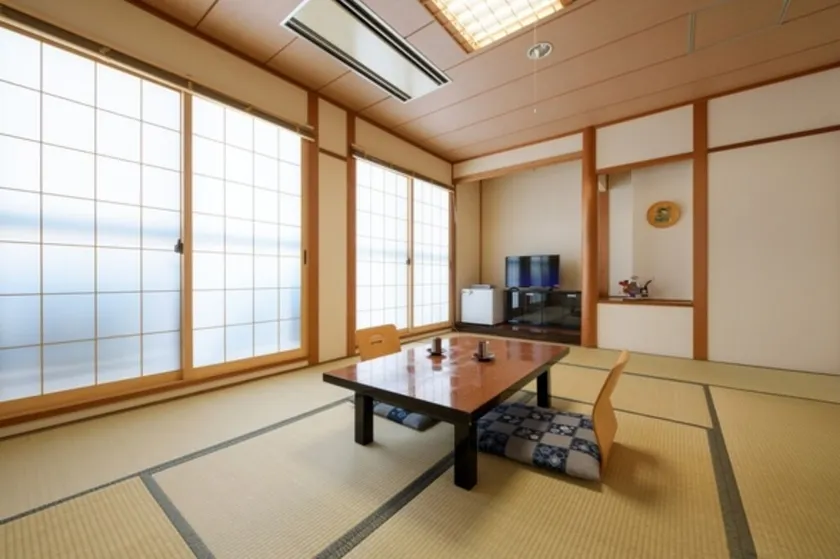 Nonsmoking Japanesestyle room 10 tatami mats  / Towada Aomori - Image 1