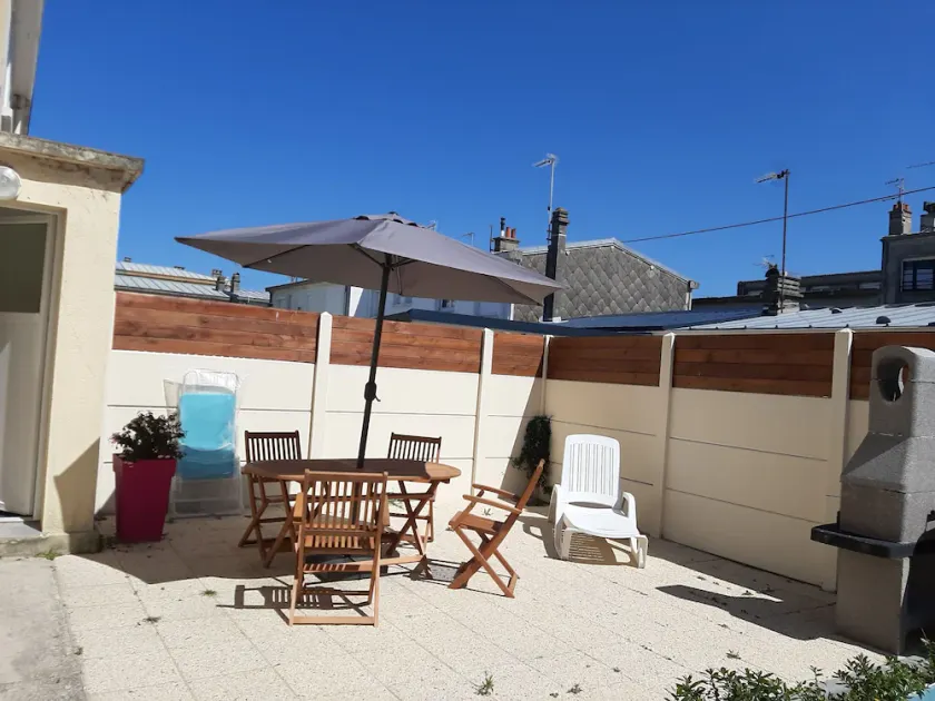 Fleur d'Ecume,200m from the sea and Rue Carnot - Image 1