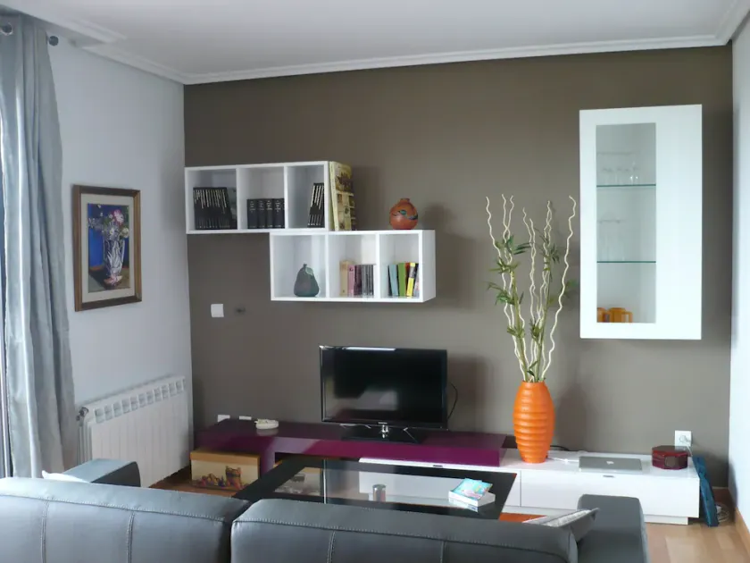 PENTHOUSE bigTerrace, Nice views, A/c Community Pool,Free WIFI-Parking.VUT 77-79 - Image 1