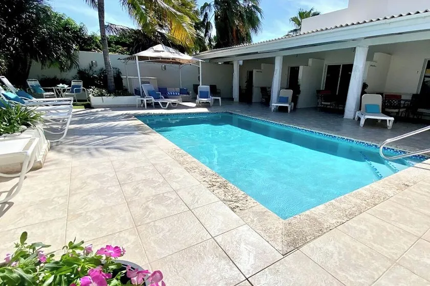 Palm Beach New Modern Suite Steps Away From the Beach & Marriott Hotel - Image 1