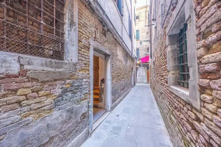 Rialto al Manganer - Image 1