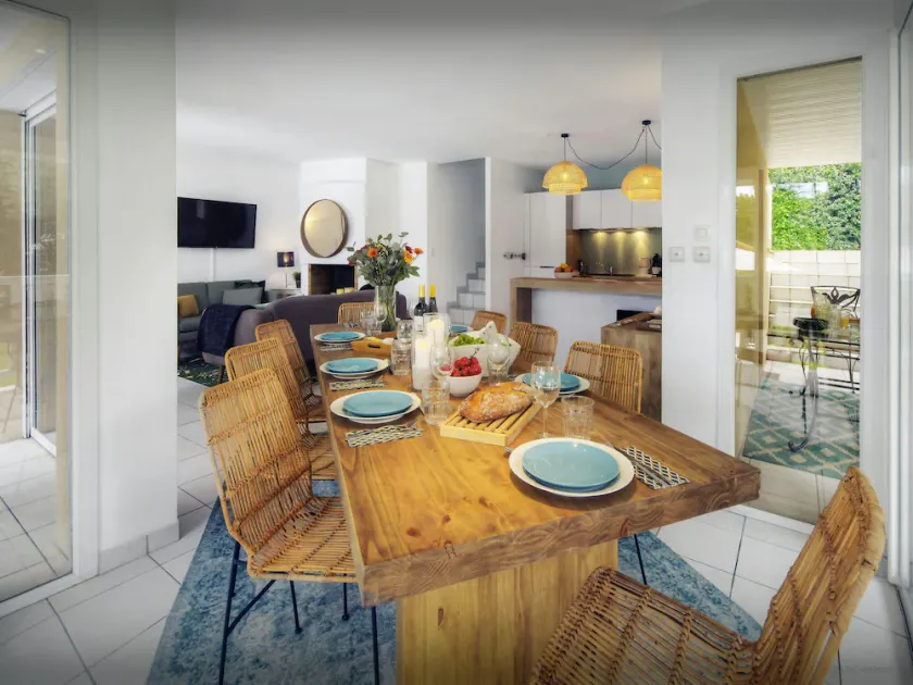 Villa med privat pool nær surf og søer strande - OVO Network - Image 1